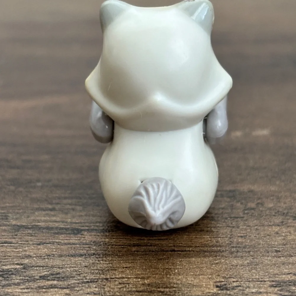 VINTAGE Kenner Littlest Pet Shop Cutesy Kitten Gray Cat Toy 1992 LPS Arm Moves